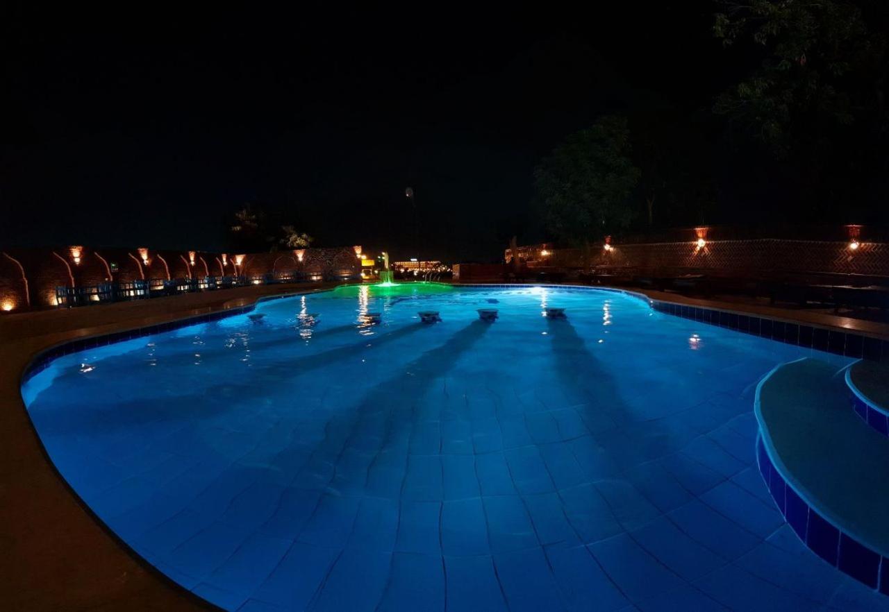 Al Baeirat Hotel Луксор Екстер'єр фото