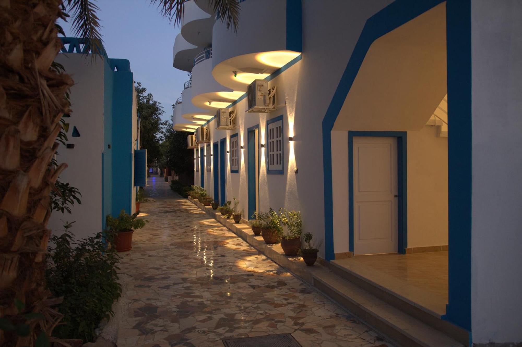 Al Baeirat Hotel Луксор Екстер'єр фото