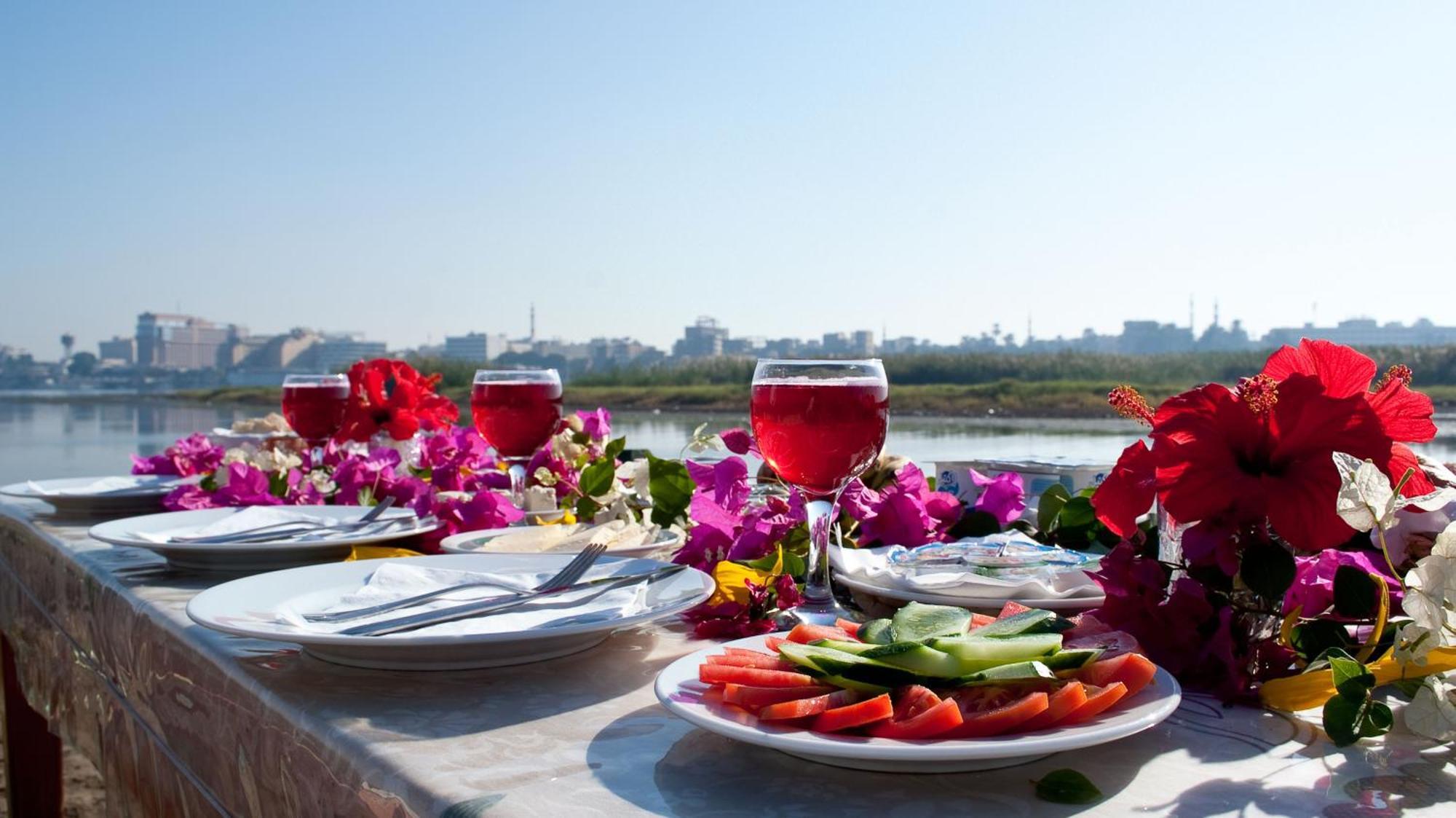 Al Baeirat Hotel Луксор Екстер'єр фото